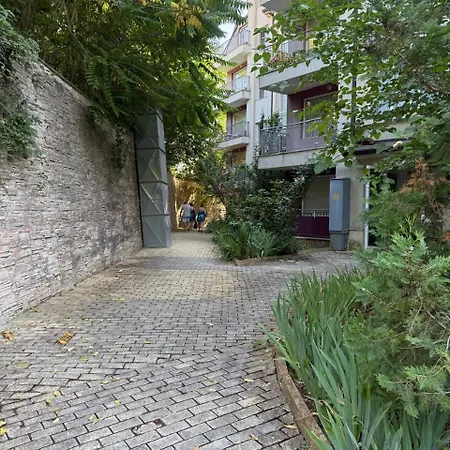 Appartement Apartment, Kavarna