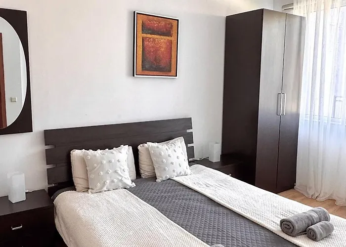 Apartment, * Kavarna