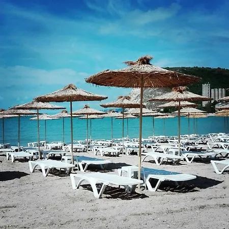 Apartment, Lägenhet