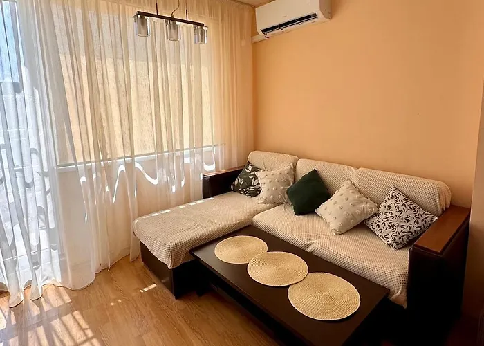 Lejlighed Apartment, *