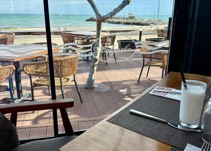 Apartment, Lejlighed